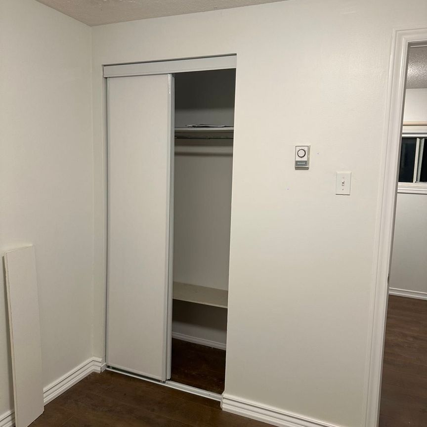 For Lease - 22 Hazelglen Court, Brampton, Ontario - Photo 1