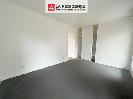 À Vélizy-Villacoublay / À louer appartement 3 pièces - Photo 3