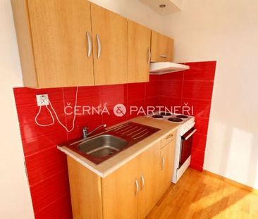Pronájem bytu 1+kk a garsoniéry 32 m² - Фото 1