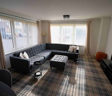 Almondvale Lane, Livingston, West Lothian - Photo 1