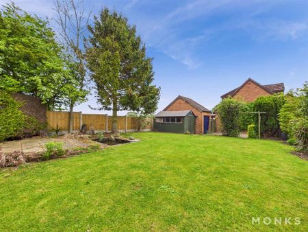 3 bedroom detached house to rent - Photo 2