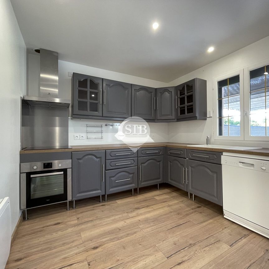 Location Maison 5 pièces 99m² BALLAINVILLIERS 91160 - Photo 1