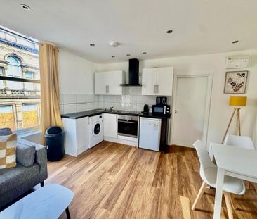 2 bedroom apartment to rent - Photo 6