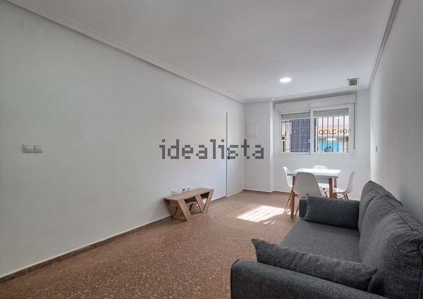 Alquiler de piso en Calle Islas Canarias