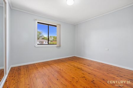 Spacious & Charming Family Home! - Photo 3