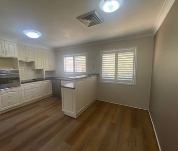 4 BEDROOM HOME - OXLEY VALE LOCATION - Photo 6