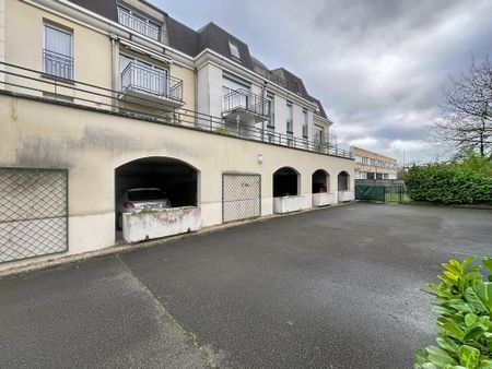 Location Appartement 3 pièces 64m² LA CHAPELLE ST MESMIN 45380 - Photo 5