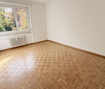 Urbanes Wohnen mit Charme: 2-Zimmerwohnung an ruhiger Seitenstrasse - Photo 3