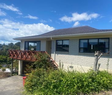 Property Management108 Arran Road, Browns Bay - House for Rent - Photo 6