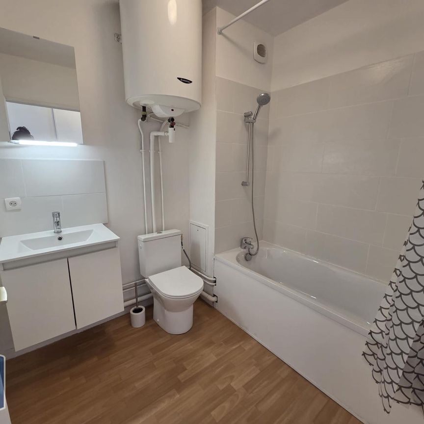 Location Appartement 1 pièce 22m² GRADIGNAN 33170 - Photo 1