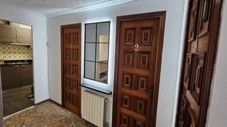 Room in shared apartment in Terrassa - Photo 4