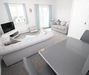 4 bedroom townhouse to rent - Photo 2