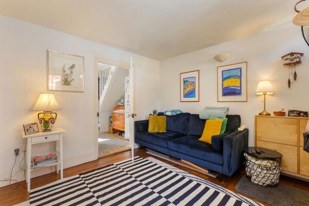 2 bedroom terraced house to rent - Photo 1