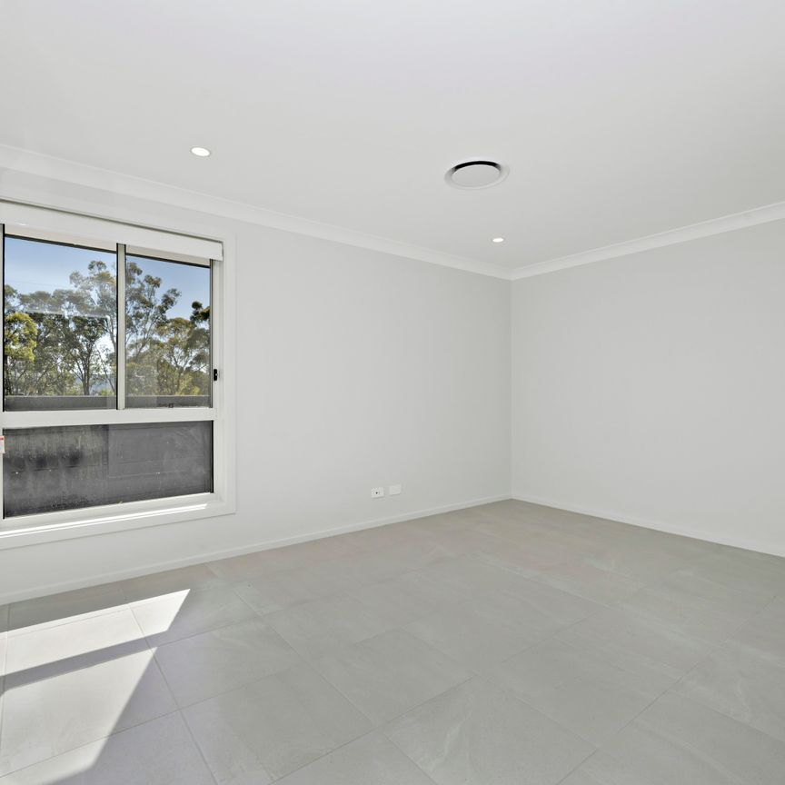 29 Outrigger Drive, Teralba NSW 2284 - House For Rent | Domain - Photo 1