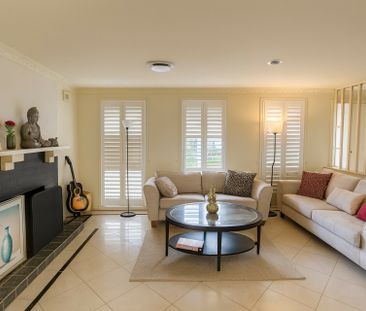 Spacious Family Living with Solar & Large Workshop - Photo 3