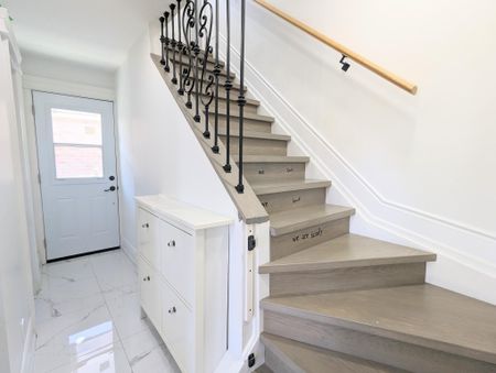 For Lease - 61 Mandrake Street Unit# Main, Ajax, Ontario - Photo 5