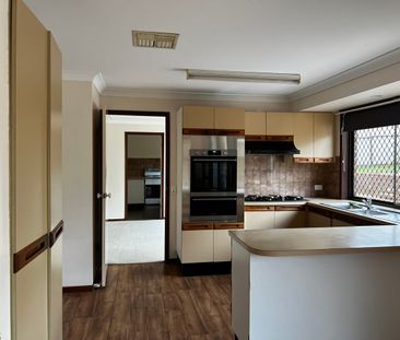 4 Bedroom, 3 Bathroom Family Home - Photo 4