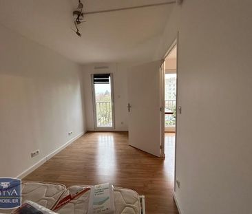 Location Appartement 2 pièces 47m² LOOS 59120 - Photo 1