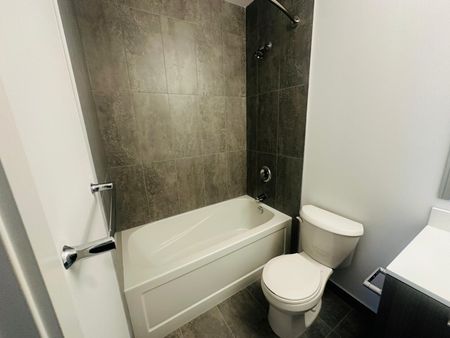 For Lease - 7439 Kingston Road Unit# 328, Toronto, Ontario - Photo 3