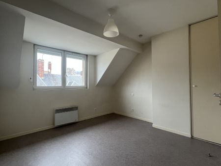 RUE PIETONNE, DE 16,82 M2, MODERNE comprenant séjour avec ... - Photo 3