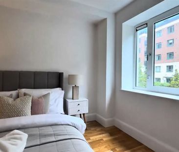 Apartment 104, Adelaide Square, Whitefriar Street, Dublin 8, South ... - Photo 5