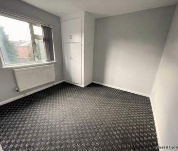 2 bedroom property to rent in Oldham - Photo 1