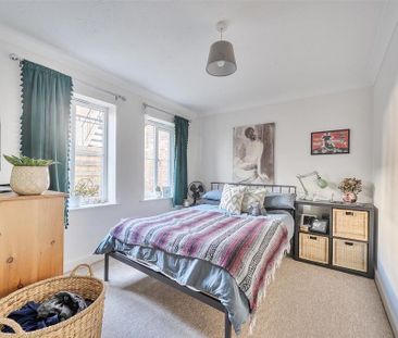 1 bedroom ground floor flat to rent - Photo 4