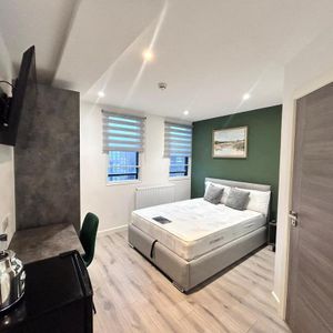 Studio to rent - Photo 2