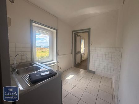 Location Appartement 3 pièces 47m² NEUVILLE SUR SAONE 69250 - Photo 2