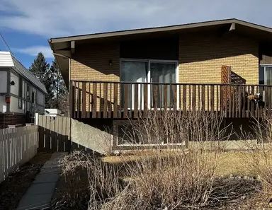 2 Bedroom Townhouse Basement | 7422 36th Avenue Northwest, Calgary - Photo 1