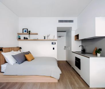 Studio Courtyard - Photo 4