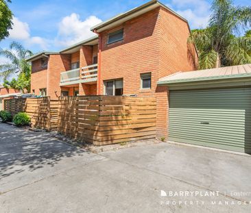 Quiet Comfortable Living - Photo 3