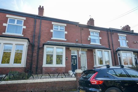3 bed house to rent in North Road, East Boldon, NE36 - Photo 3