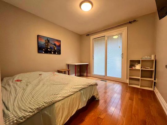 For Lease - 15 Summerglade (Main) Drive, Toronto, Ontario - Photo 1