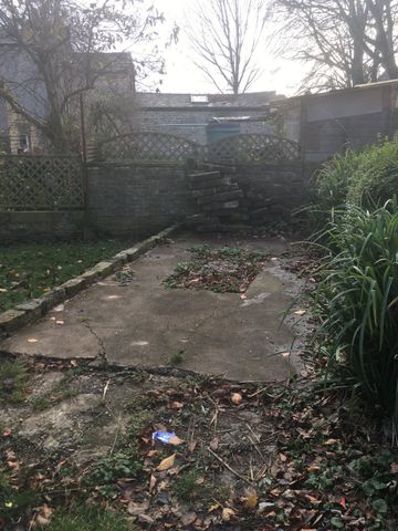 27 Wentworth Street, Huddersfield, HD1 - Photo 2