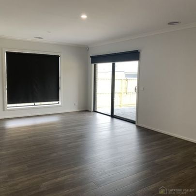 Brand New - 4 Bedroom Home - Photo 1