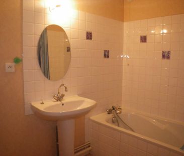 LOCATION - APPARTEMENT - 2 pièce(s) - 42 m2 - GRANVILLE - Photo 5