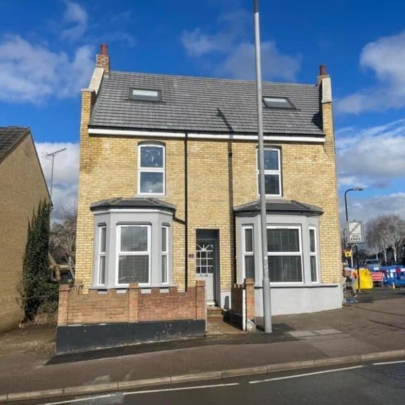Room in a Shared Flat, Higham Hill Road, E17 - Photo 1