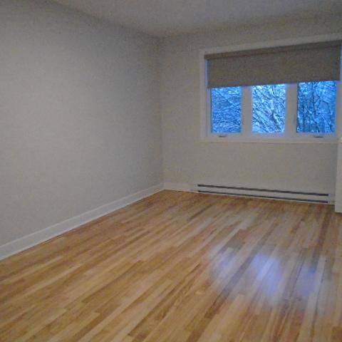 5 ½ Follereau St Léonard LIBRE RÉNOVÉ - Photo 1