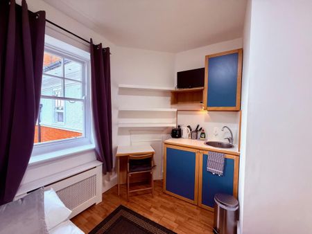 Flat 413 Fulham Palace Road, Fulham W6 9HH - Photo 3