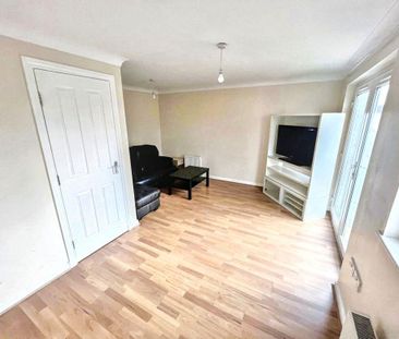 Sun Gardens, Thornaby, Stockton-on-Tees, Durham, TS17 6PL - Photo 2