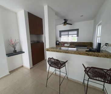 Se renta hermosa casa remodelada - Photo 1