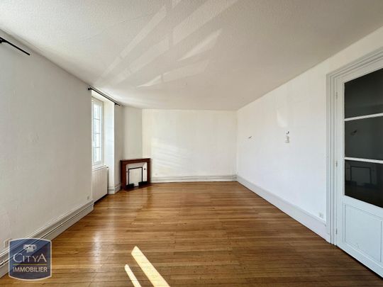 Location Appartement 5 pièces 119m² MACON 71000 - Photo 1