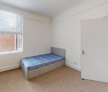 8 bedroom house to rent - Photo 6