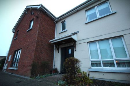 House to rent in Dublin, Finglas - Photo 2