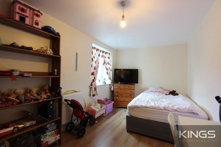 2 bedroom apartment to rent - Photo 5