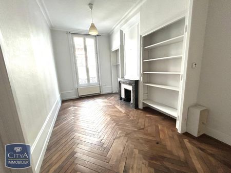 Location Appartement 3 pièces 48m² ST ETIENNE 42000 - Photo 3