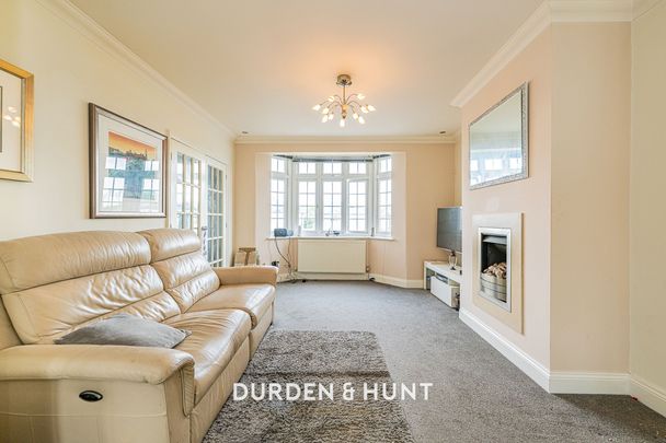 Edwards Way, Hutton, CM13 - Photo 1