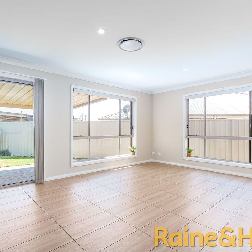 2 Lady Barron Circle, Dubbo, NSW 2830 - Photo 1