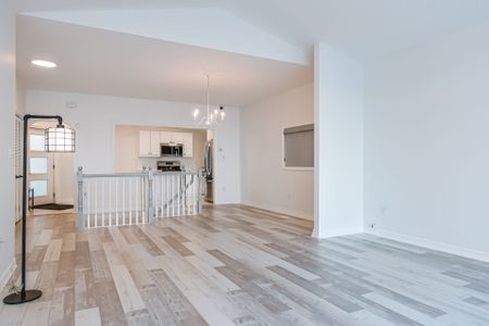 For Lease - 6 COLTON Avenue, St. Catharines, Ontario - Photo 5